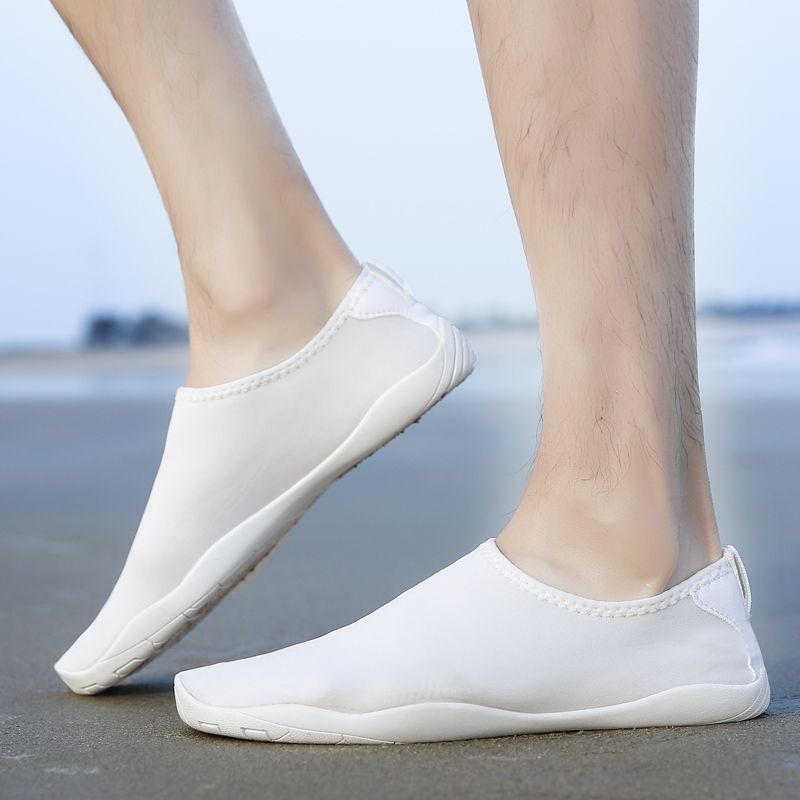 Colección Uny Aquashoes