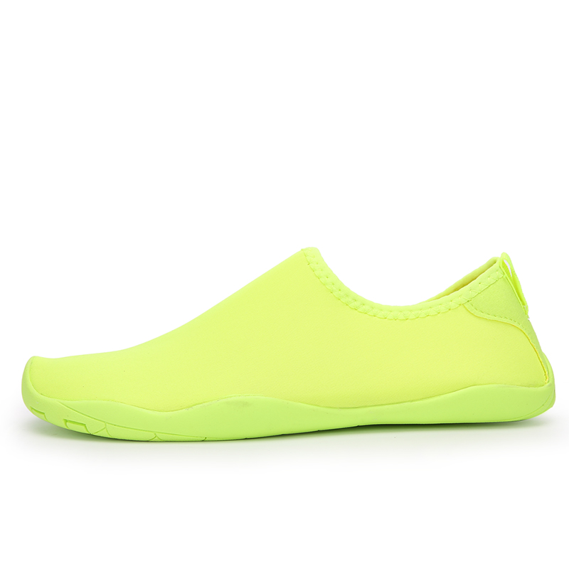 collezione Uny Aquashoes