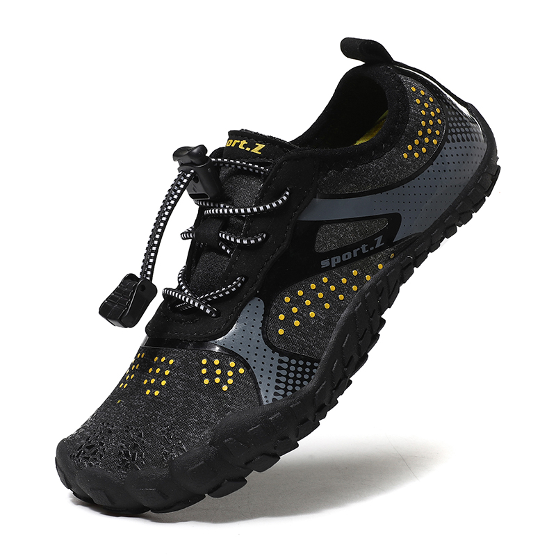 collezione di scarpe da acqua sportive per bambini